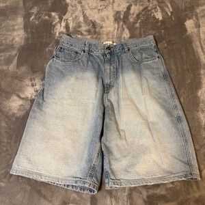 Foot Locker Men's Blue Denim Shorts Size 36 Light Wash Relaxed Fit Casual